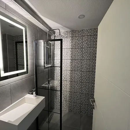 Hotel Karaca