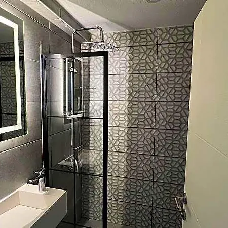 Hotel Karaca