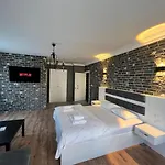 Karaca Hotel