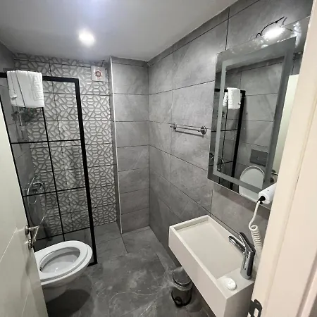 Karaca Hotel