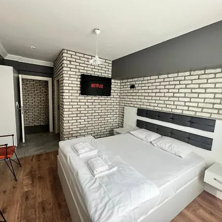 Karaca * Estambul